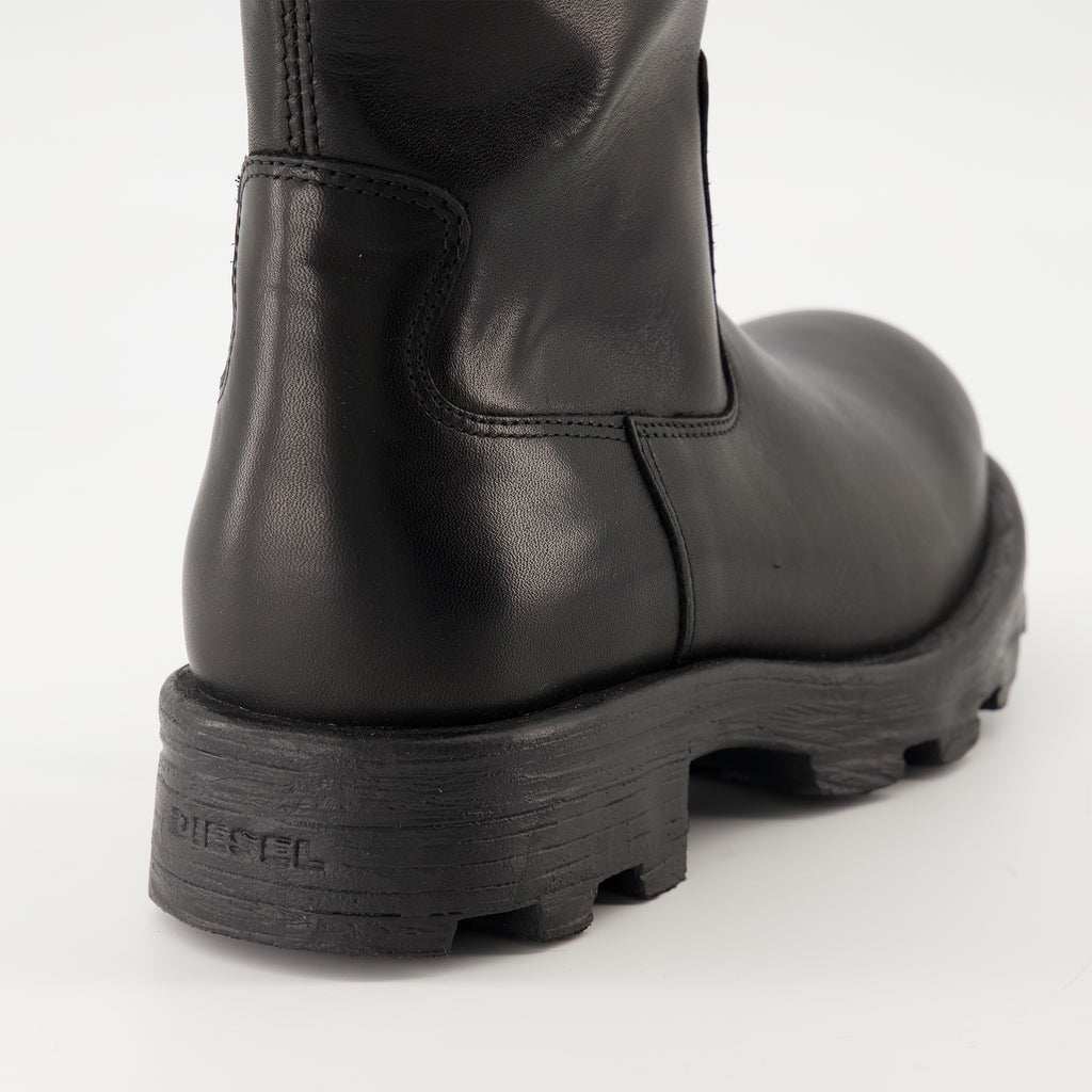 Image of the D-Hammer BKR D W boots from Diesel for Women - Fall-Winter 2025 - Back view