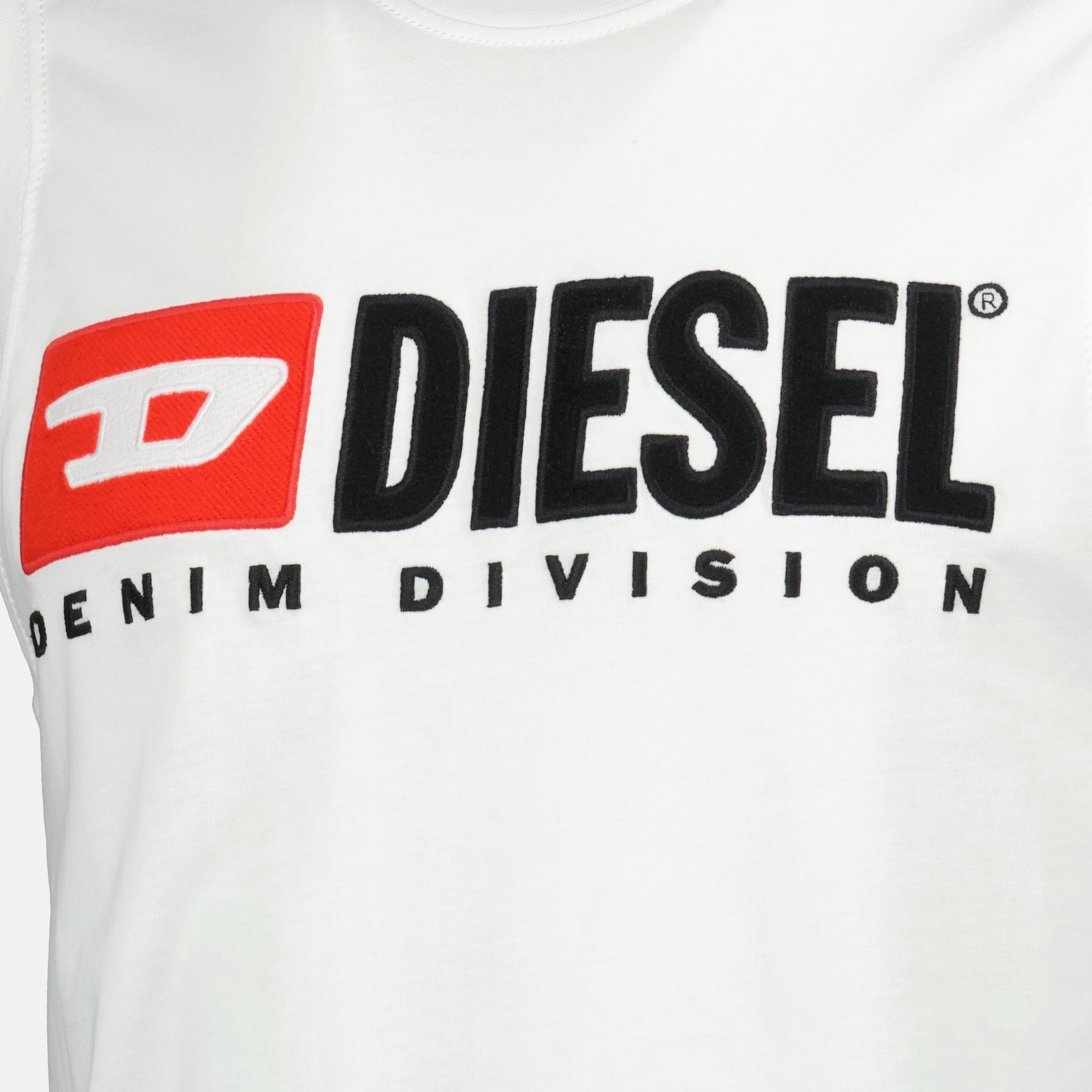Image of the T-Isco-Div white tank top from the Diesel brand for Men - Spring-Summer 2026 - Detailed View 2