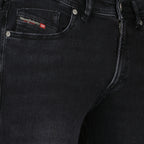 Image de l'article Jean Sleenker 1979 L.30 de la marque Diesel pour Homme - Saison Automne-Hiver 2025 - Vue détaillée_2