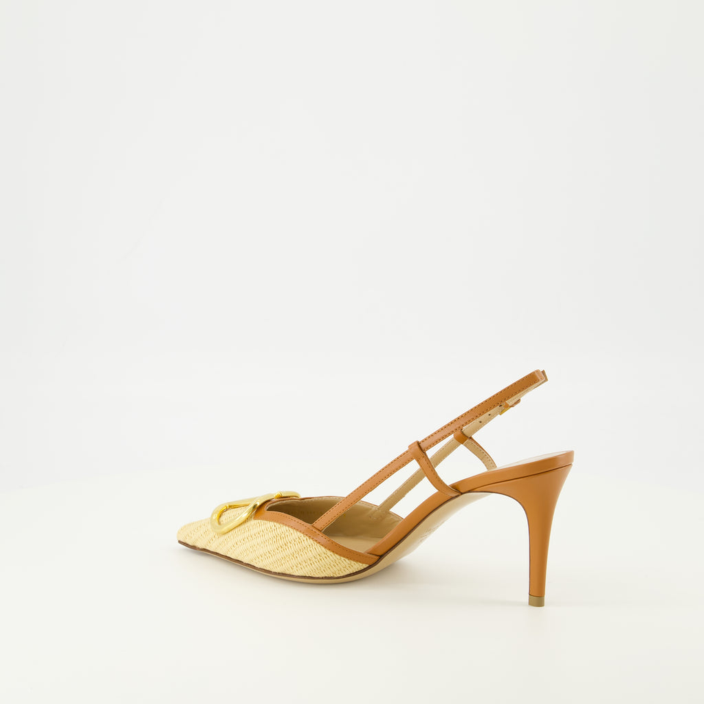 Image de l'article Escarpins VLogo en raphia beige de la marque Valentino Garavani pour Femme - Saison Printemps-Été 2026 - Vue trois quarts arrière droite
