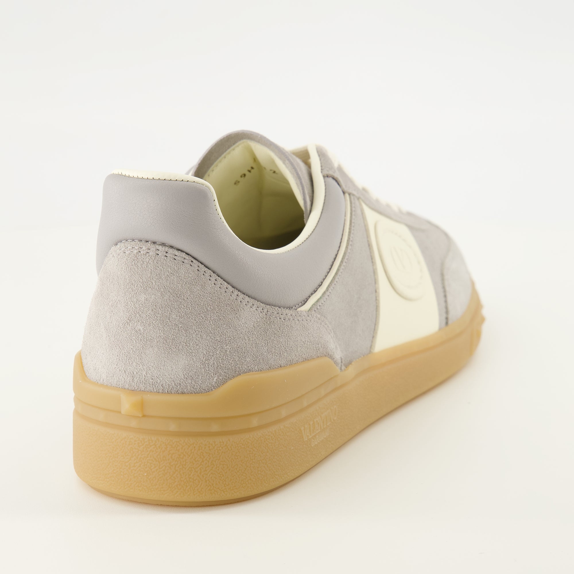 Baskets 업빌리지 그레이 스니커즈 Valentino Garavani Gris Homme