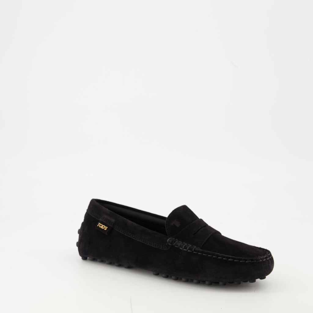 Image de l'article Mocassins Gommino de la marque Tod's pour Femme - Saison Automne-Hiver 2025 - Vue trois quarts avant droite