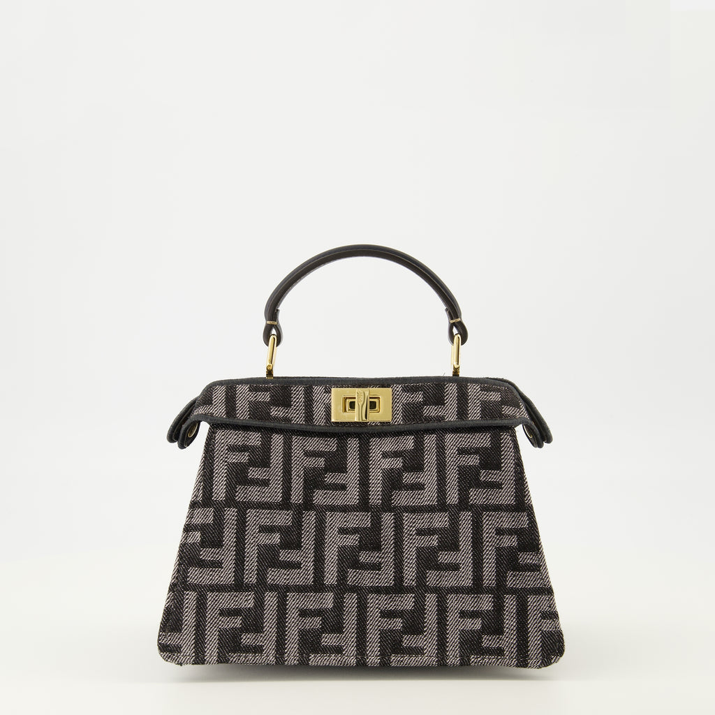 Image de l'article Sac Peekabbo nano en denim FF de la marque Fendi pour Femme - Saison Automne-Hiver 2025 - Vue de Face