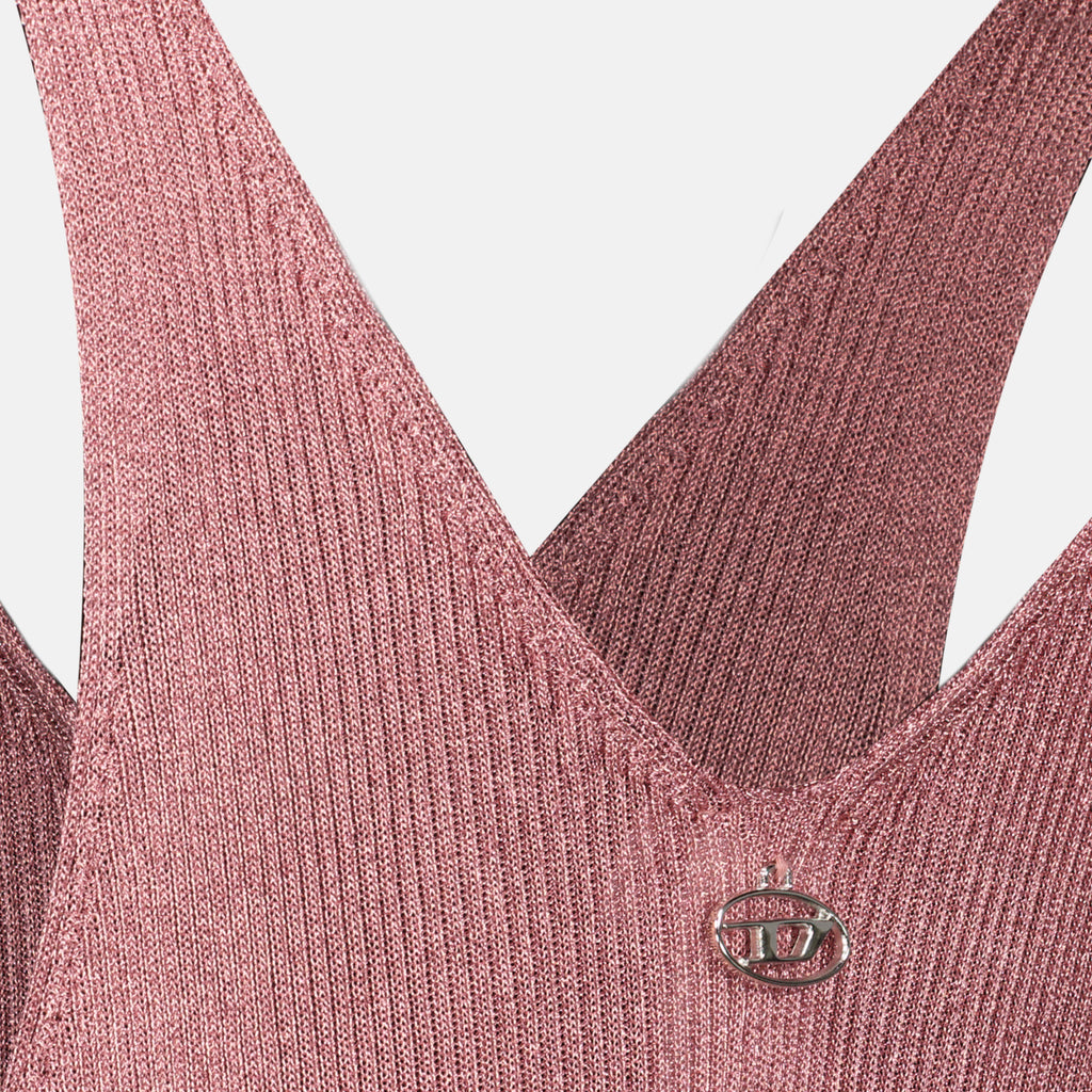 Bild des M-Deloca-Kleides aus metallischem geripptem rosa Strick von Diesel für Damen - Frühling-Sommer-Saison 2026 - Detailansicht_1