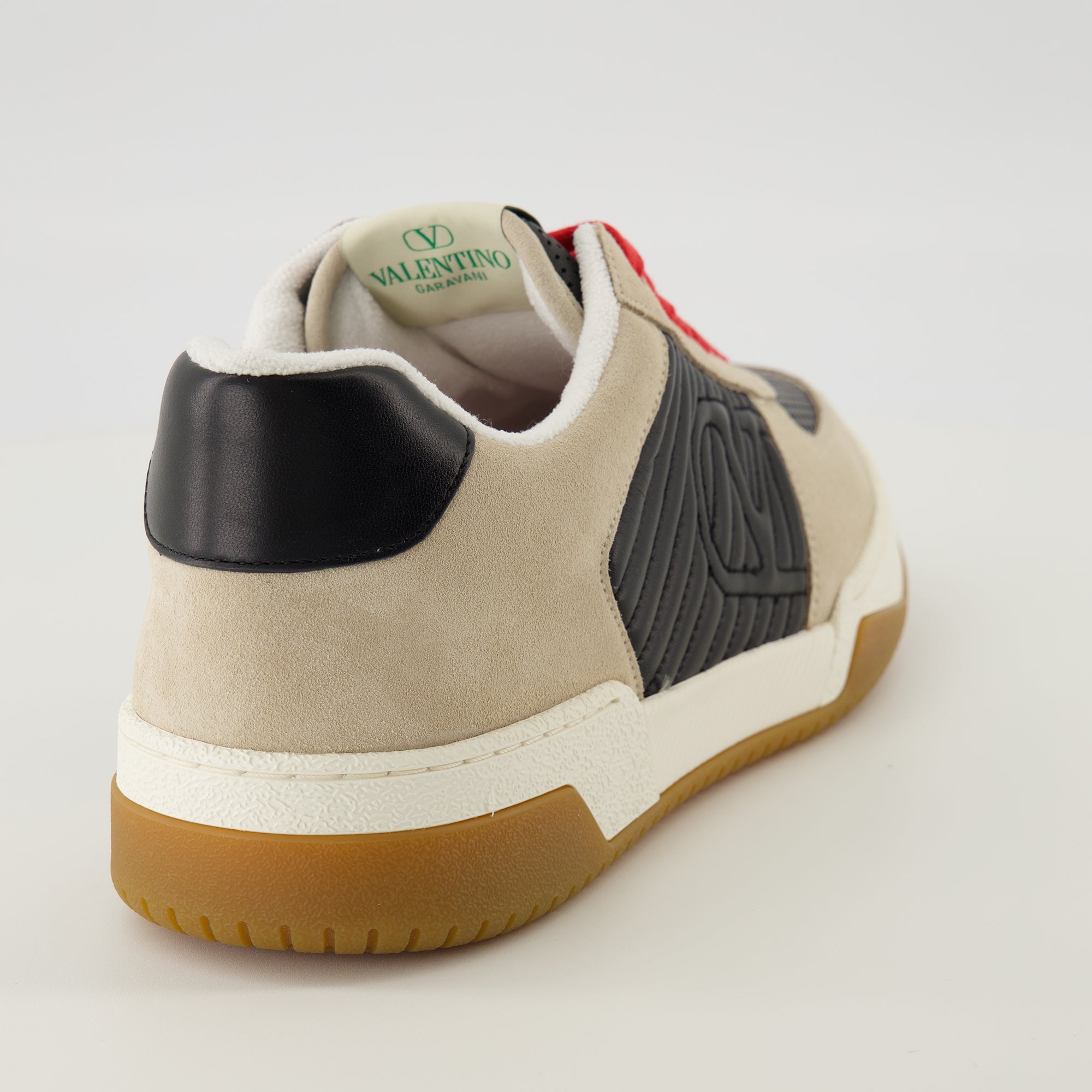 Image de l'article Baskets Sparry noir de la marque Valentino Garavani pour Homme - Saison Printemps-Été 2026 - Vue arrière