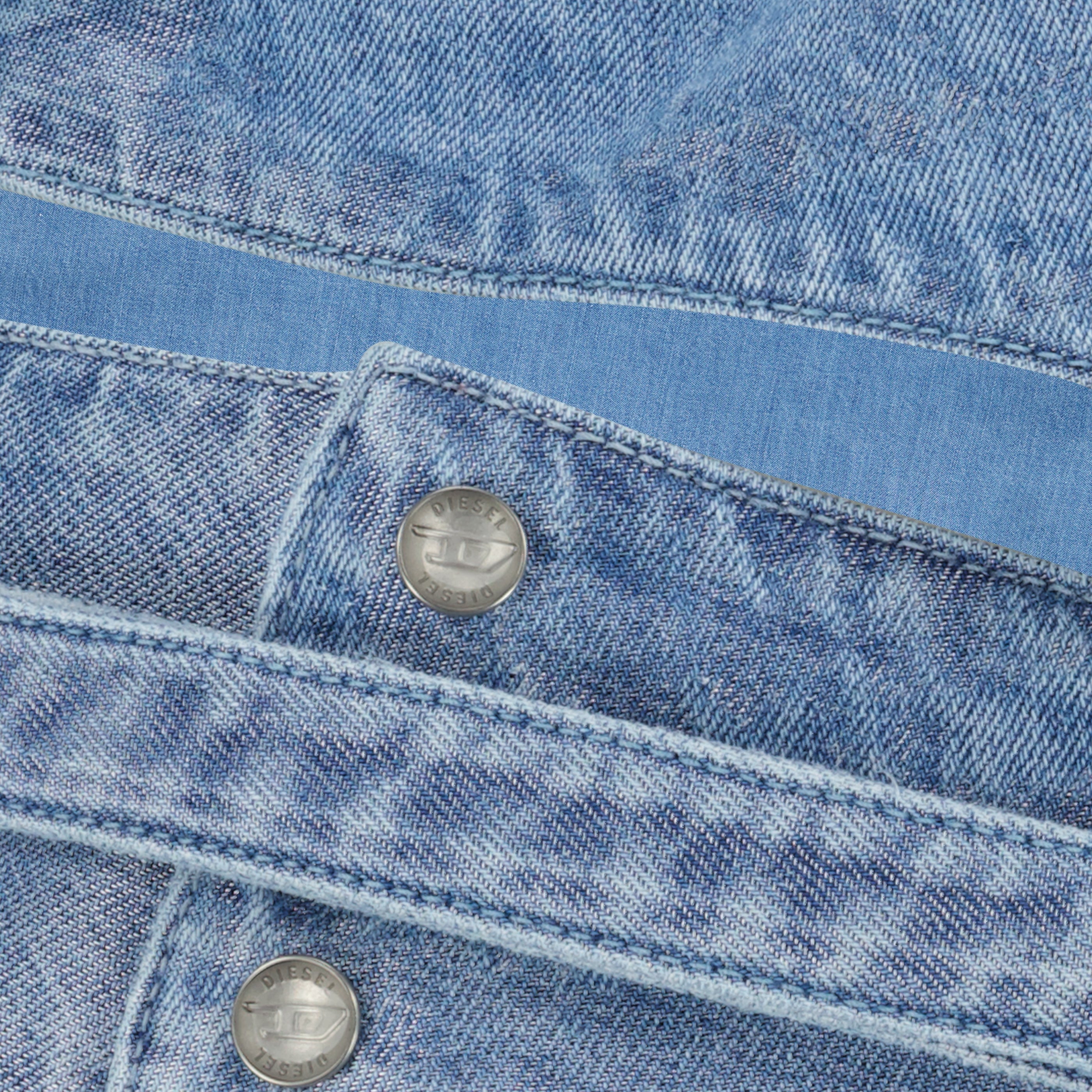 Image de l'article Top en denim satiné bleu de la marque Diesel pour Femme - Saison Printemps-Été 2026 - Vue détaillée_2