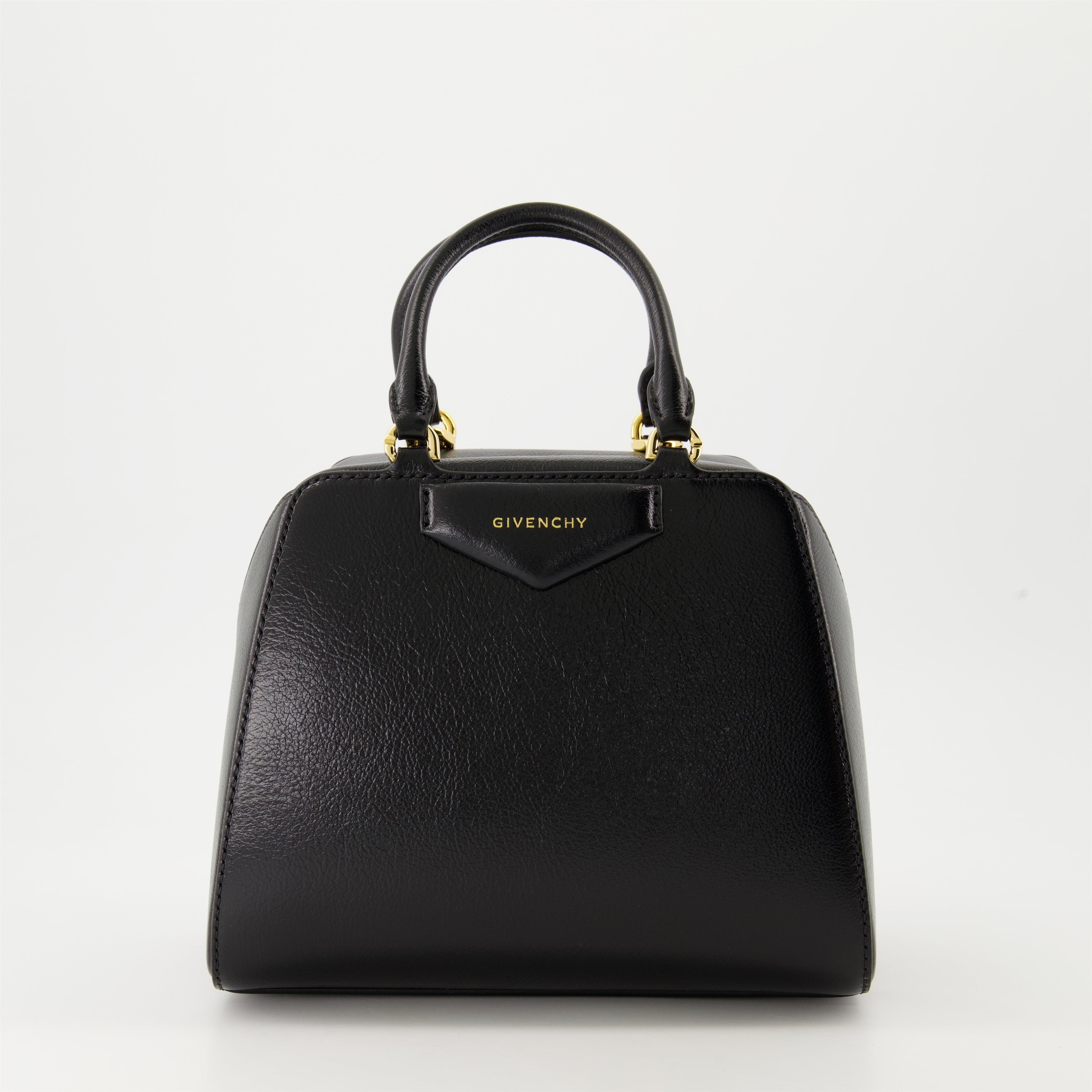 Sacs à main et épaule Mini sac Antigona Cube Givenchy Noir Femme
