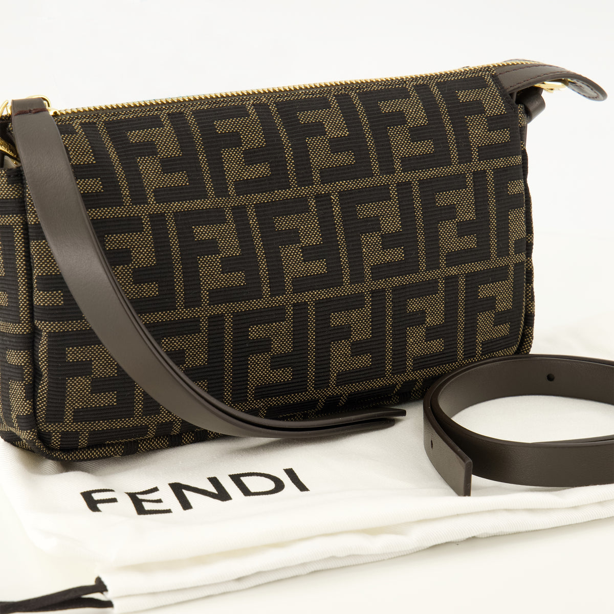 Pochettes Sac Zip Top petit format Fendi Marron Femme