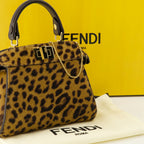 Image de l'article Sac Peekabbo nano léopard de la marque Fendi pour Femme - Saison Automne-Hiver 2025 - Vue détaillée_2