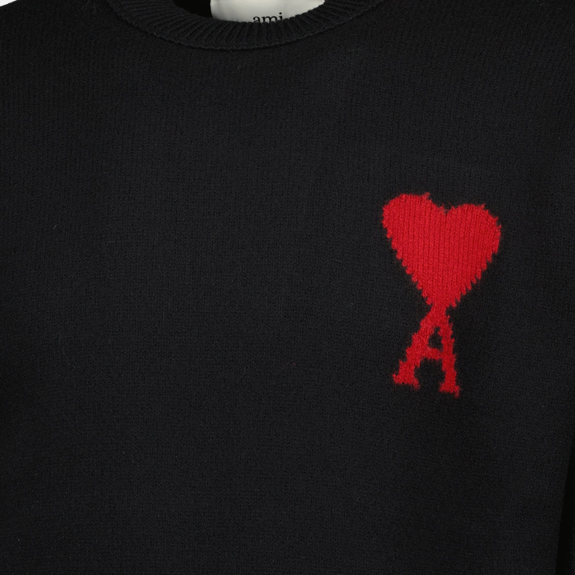 Image de l'article Pull AMI de coeur noir de la marque Ami PARIS pour Unisex - Saison Printemps-Été 2026 - Vue détaillée_1