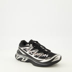 Image de l'article Baskets MM6 x Salomon de la marque Mm6 pour Femme - Saison Automne-Hiver 2025 - Vue trois quarts avant droite