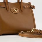 Borse tote Borsa Tote Antibes Valentino Garavani Marrone Femme