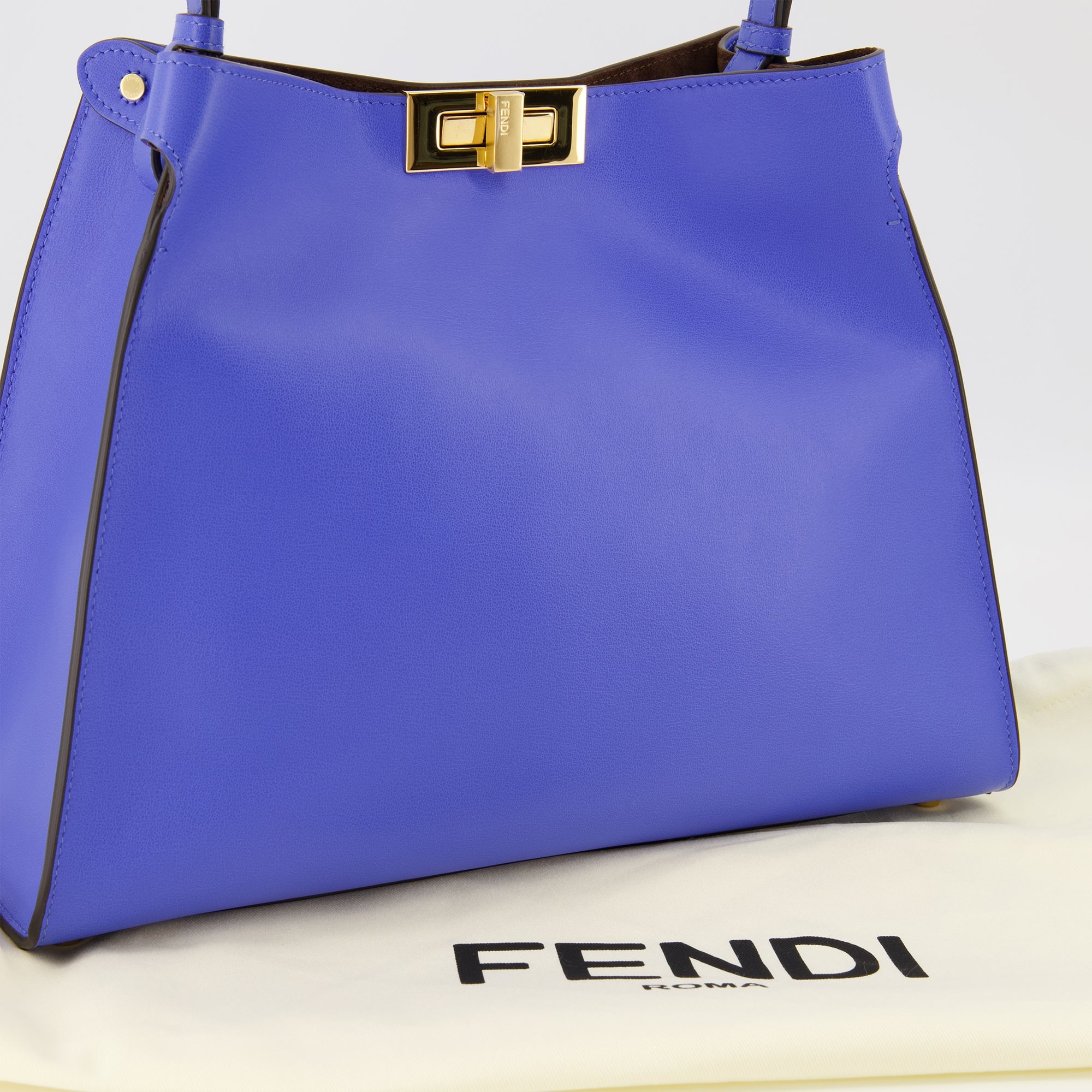 Sacs à main et épaule Sac Fendi Way medium en cuir bleu Fendi Bleu Femme