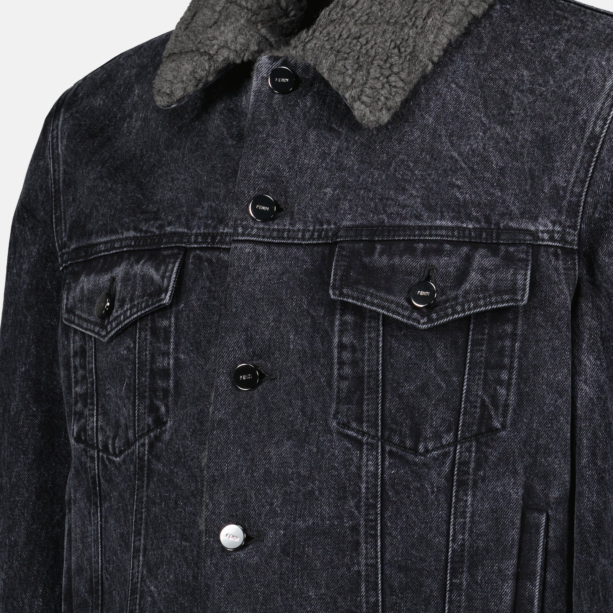 Image of the black fleece-lined denim jacket by Fendi for Men - Autumn-Winter 2025 - Detailed View_1