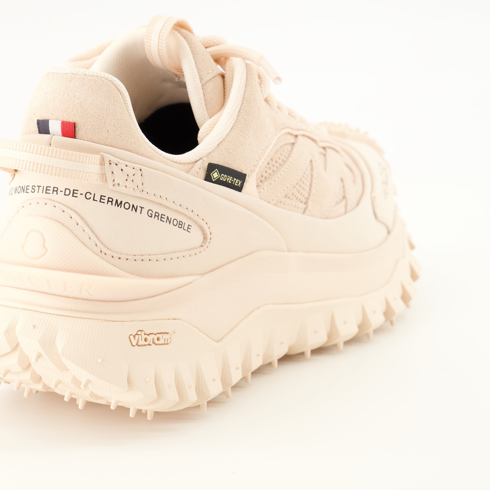 Baskets Sneakers Trailgrip Apex Craft GTX Rosa Moncler Rose Femme