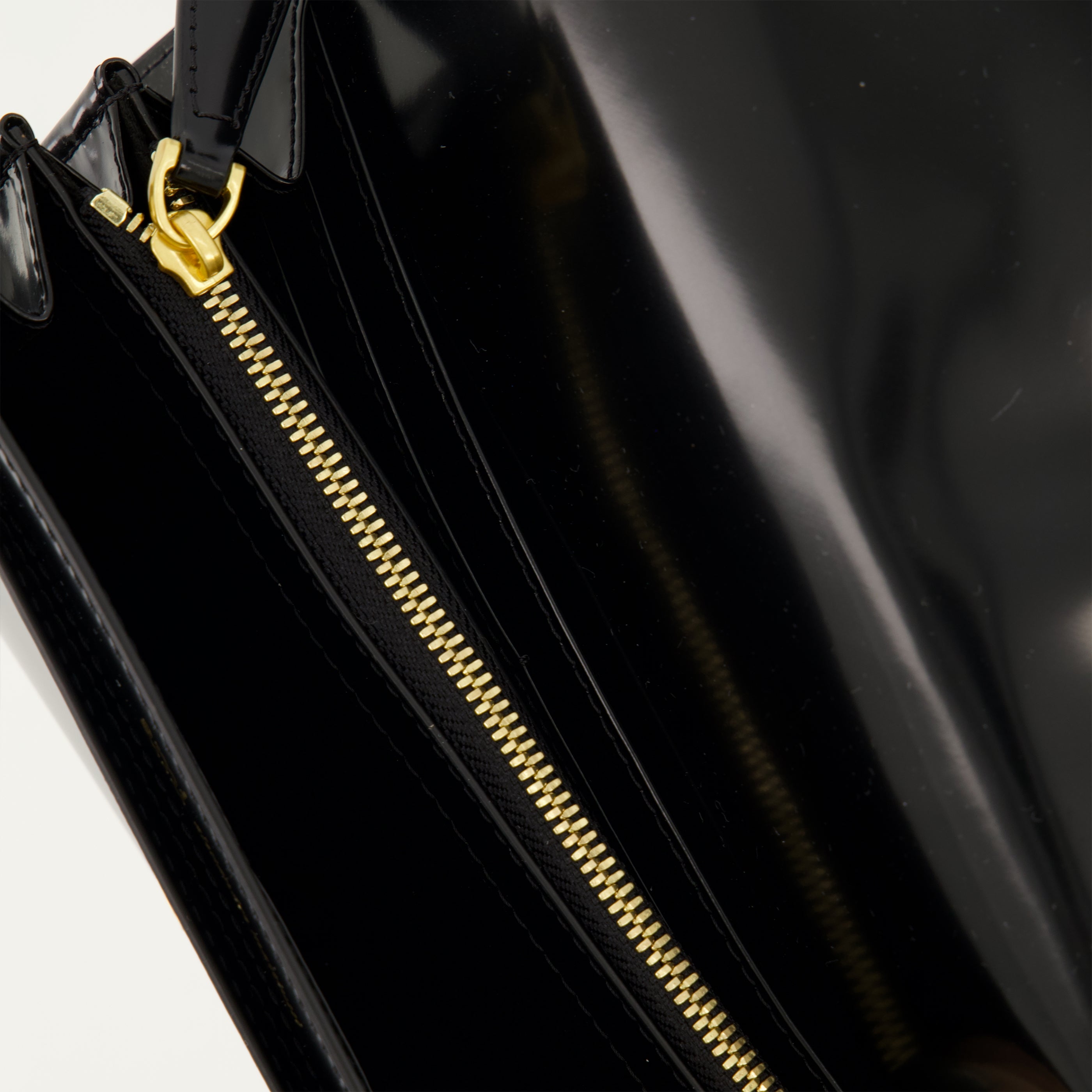 Image de l'article Portefeuille Continental Paris Paris noir de la marque Ami PARIS pour Unisex - Saison Printemps-Été 2026 - Vue détaillée_3