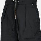 Image of the Ami PARIS brand zippered pants for men - Fall-Winter 2025 - Detailed view_1