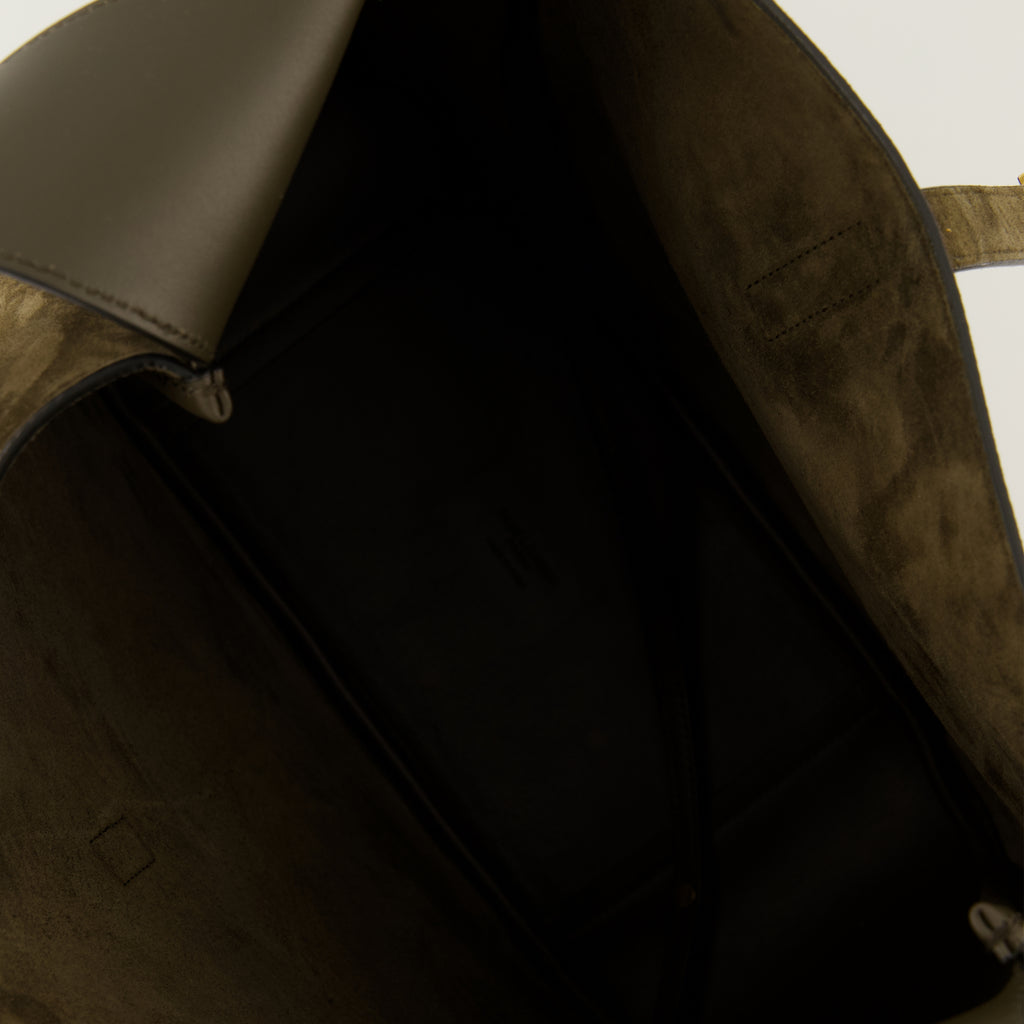 Image de l'article Sac Le 5 à 7 large en cuir suède kaki de la marque Saint Laurent pour Femme - Saison Printemps-Été 2026 - Vue détaillée_3