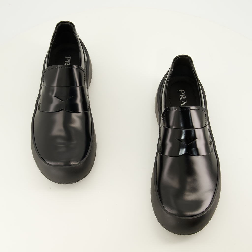 Mocassins Mocassins en cuir brossé noir Prada Noir Homme
