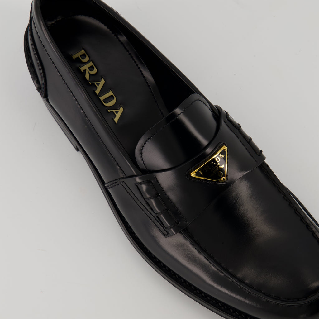 Mocassins Mocassins en cuir brossé Prada Noir Homme