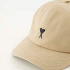 Bild des beigen Ami de coeur Caps von der Marke Ami PARIS für Unisex - Frühling-Sommer 2026 - Detailansicht 3
