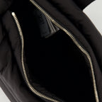 Bild des Mini Cabas Caradoc in Schwarz von Moncler für Frauen - Frühjahr-Sommer 2026 - Detailansicht 2