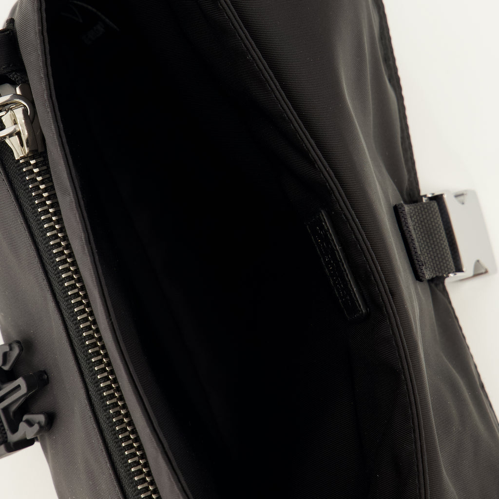 Sacs bandoulière Pequena pochete preta em Re-Nylon Prada Noir Homme