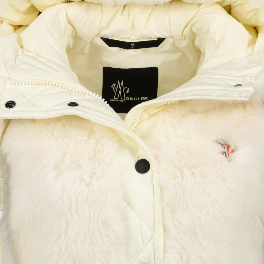 Immagine del gilet senza maniche Arve in teddy del marchio Moncler Grenoble per Uomo - Stagione Autunno-Inverno 2025 - Vista Dettagliata_2