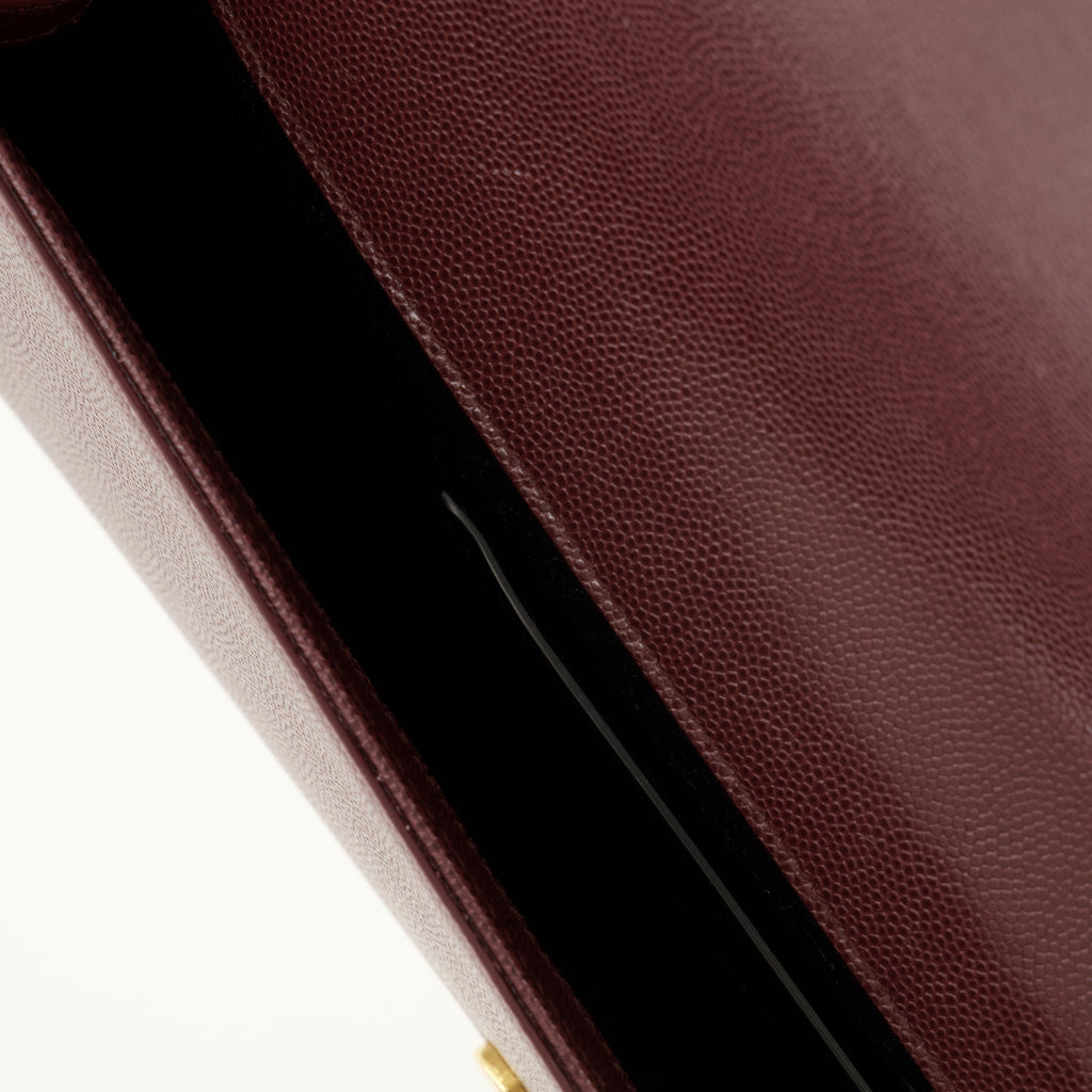 여성을 위한 생 로랑의 보르도 케이트 클러치 품목 이미지 - 봄/여름 2026 - 상세 보기_3