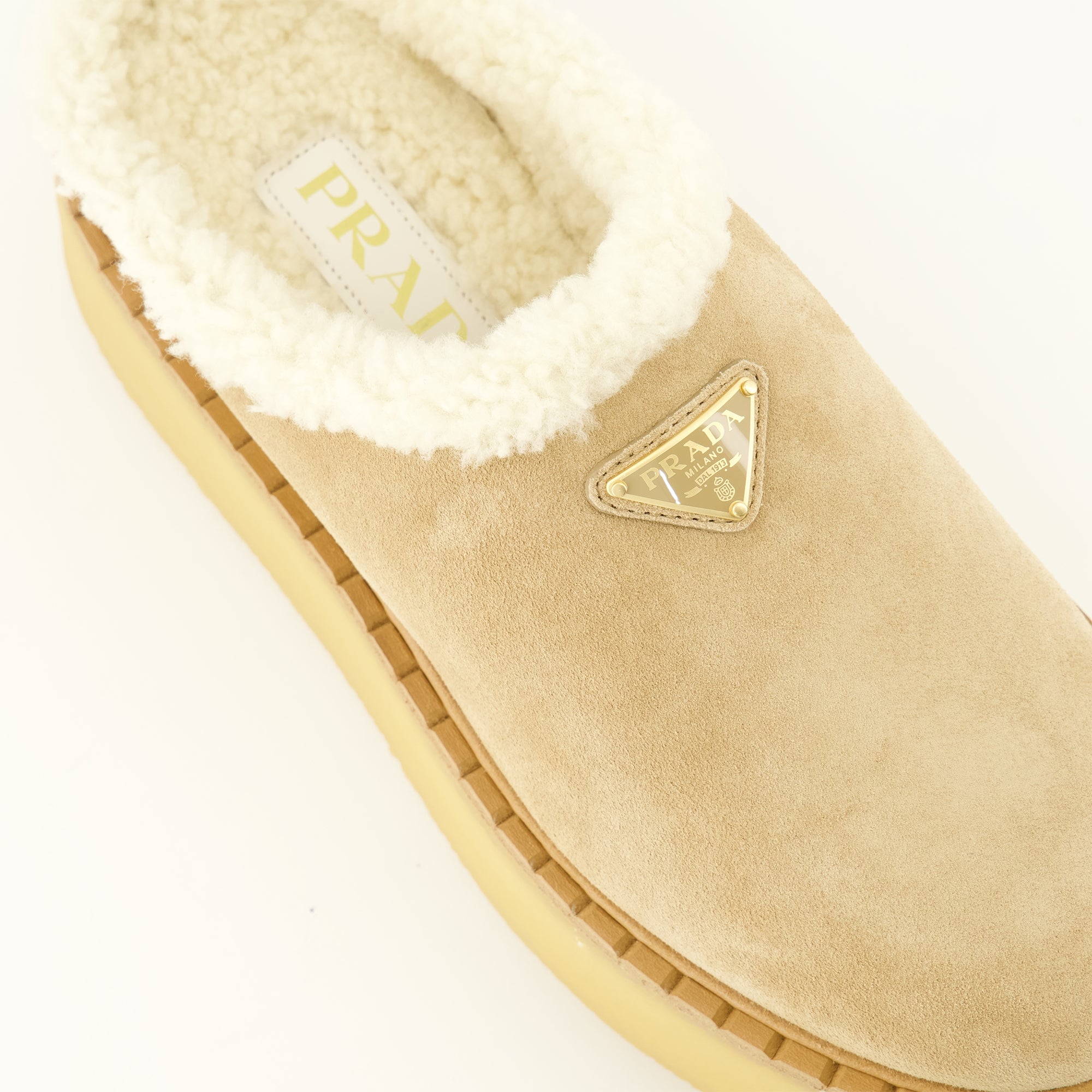Chaussures ouvertes Mules de Camurça Bege Prada Beige Femme