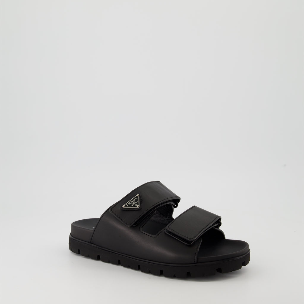 Zapatos abiertos Sandales à brides en cuir Prada Negro Homme