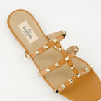 Chaussures ouvertes Sandales Rockstud Valentino Garavani Marron Femme