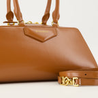 Immagine della borsa mini Antigona East-West di Givenchy per Donna - stagione Autunno-Inverno 2025 - Vista Dettagliata_2