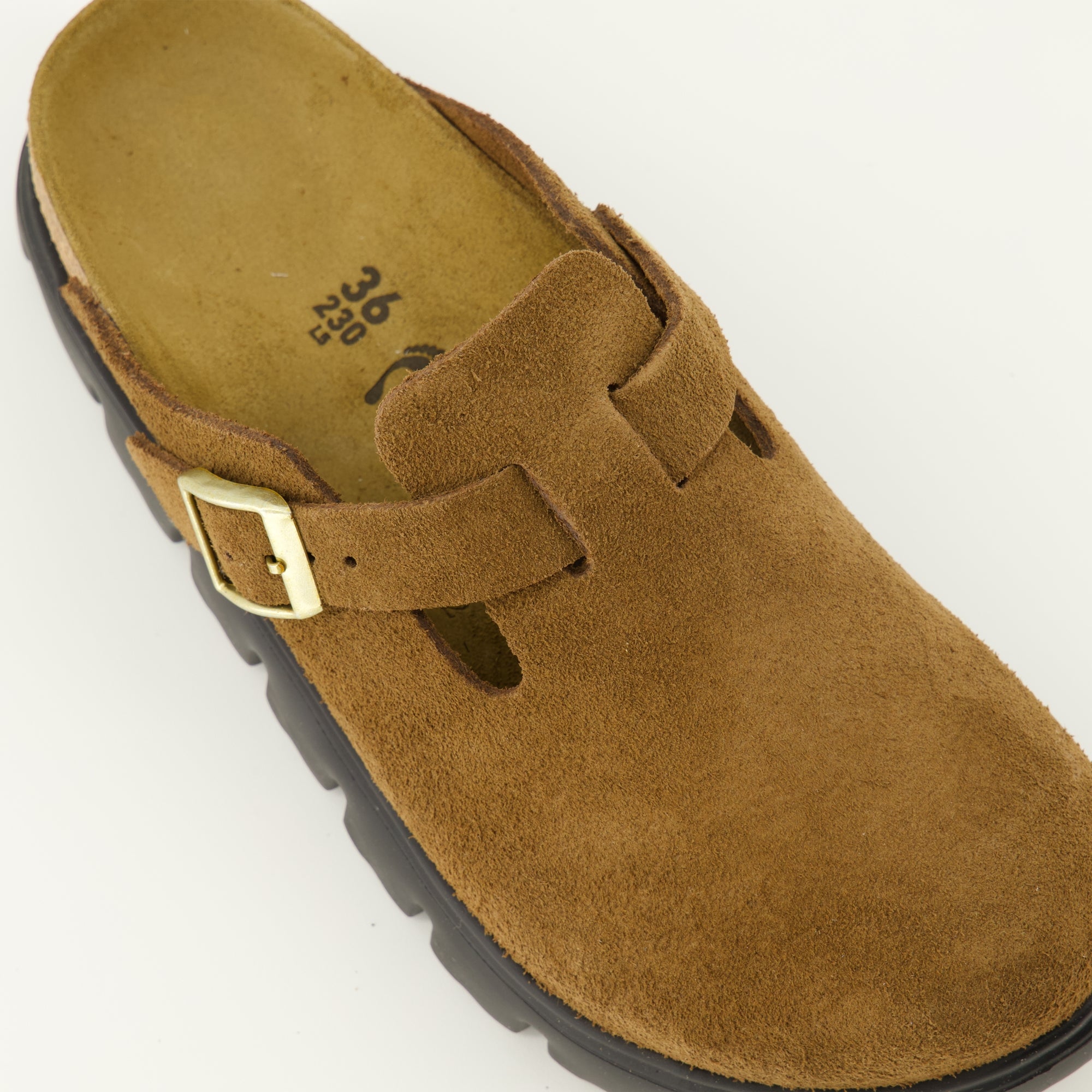 Imagen de las sandalias Boston Chunky de Birkenstock para Mujer - Temporada Otoño-Invierno 2025 - Vista detallada desde arriba