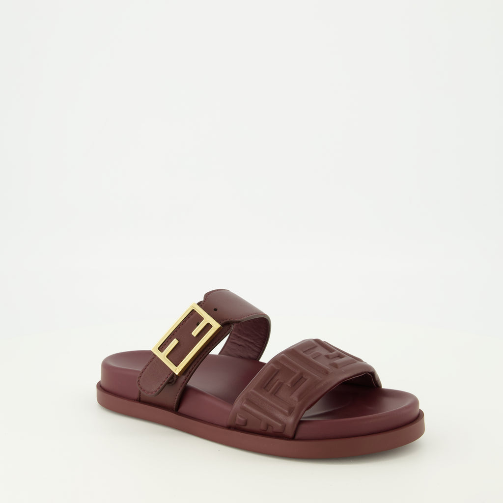 Image of the Fendi Women's Feel Bordeaux Sandals - Spring-Summer 2026 - Three-quarter front right view