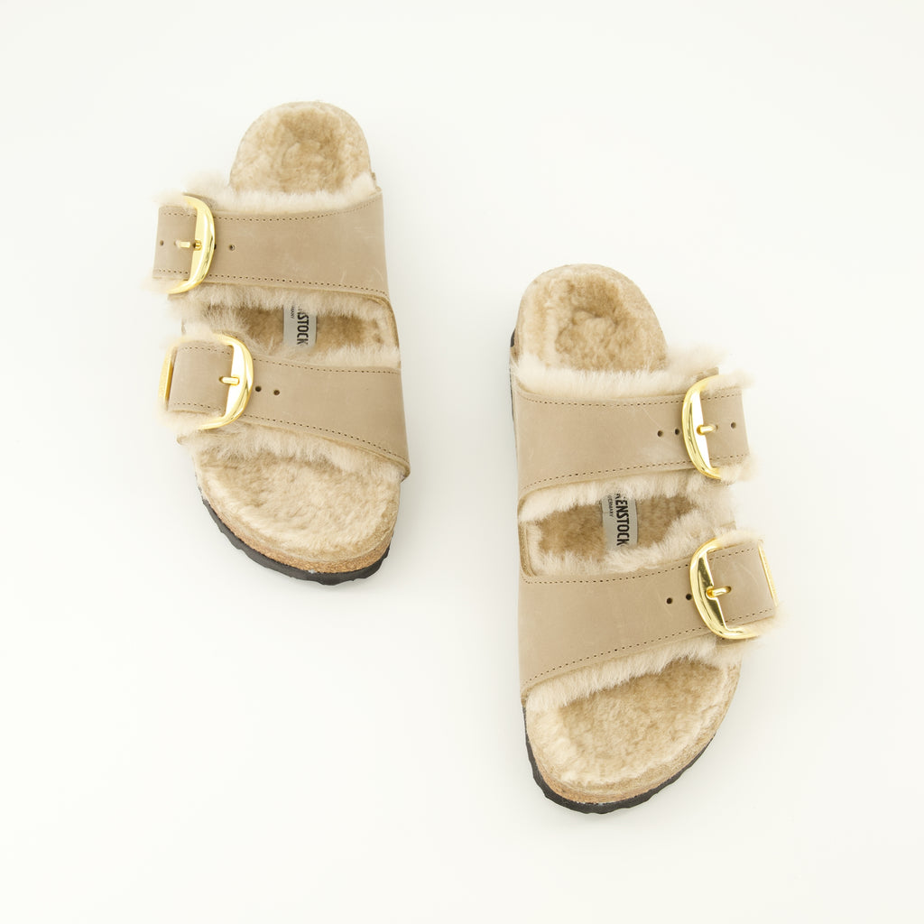 Image de l'article Sandales Arizona Big Buckle de la marque Birkenstock pour Femme - Saison Automne-Hiver 2025 - Vue de dessus paire de chaussure