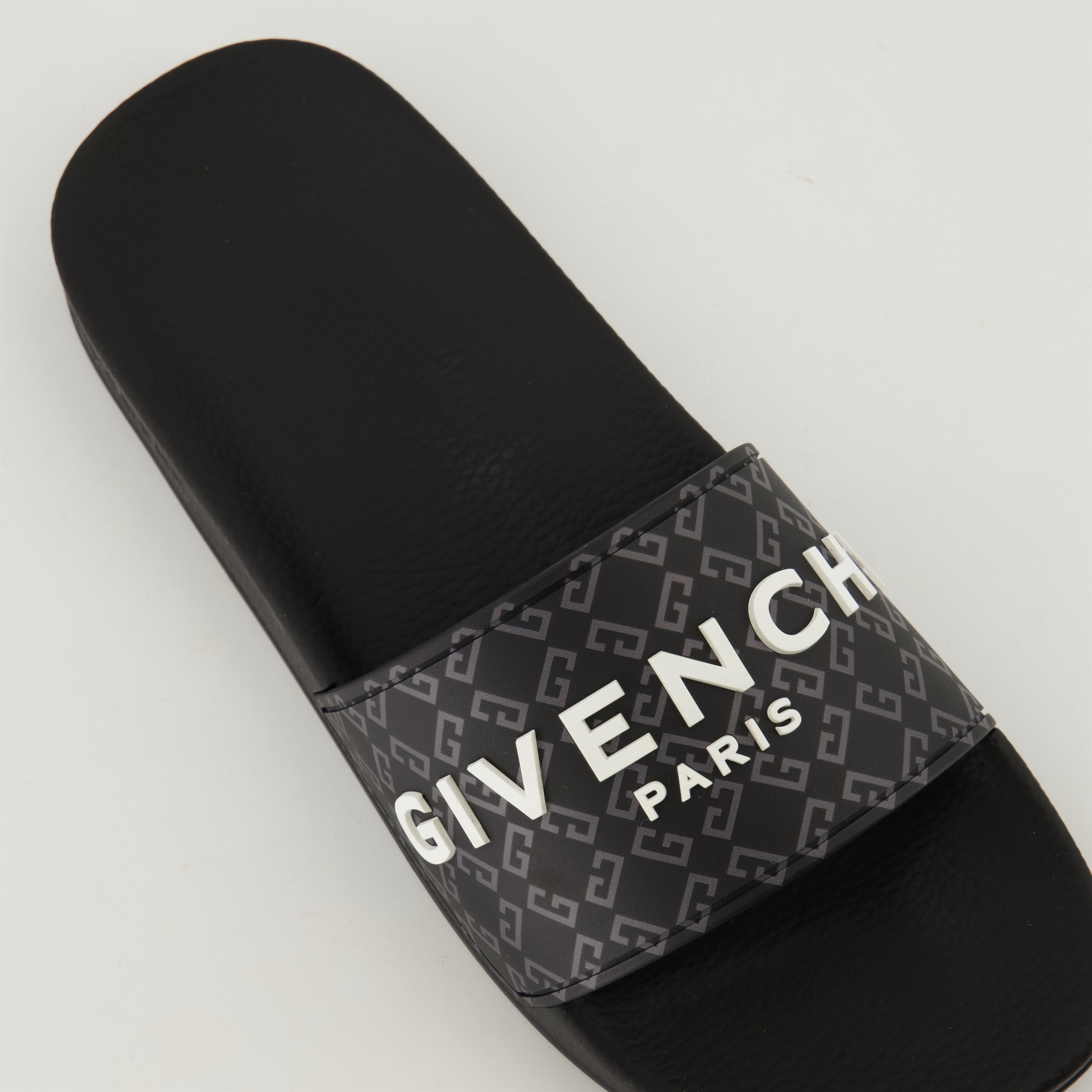 Sapatos abertos Sandálias de Borracha Slide Givenchy Preto Homme