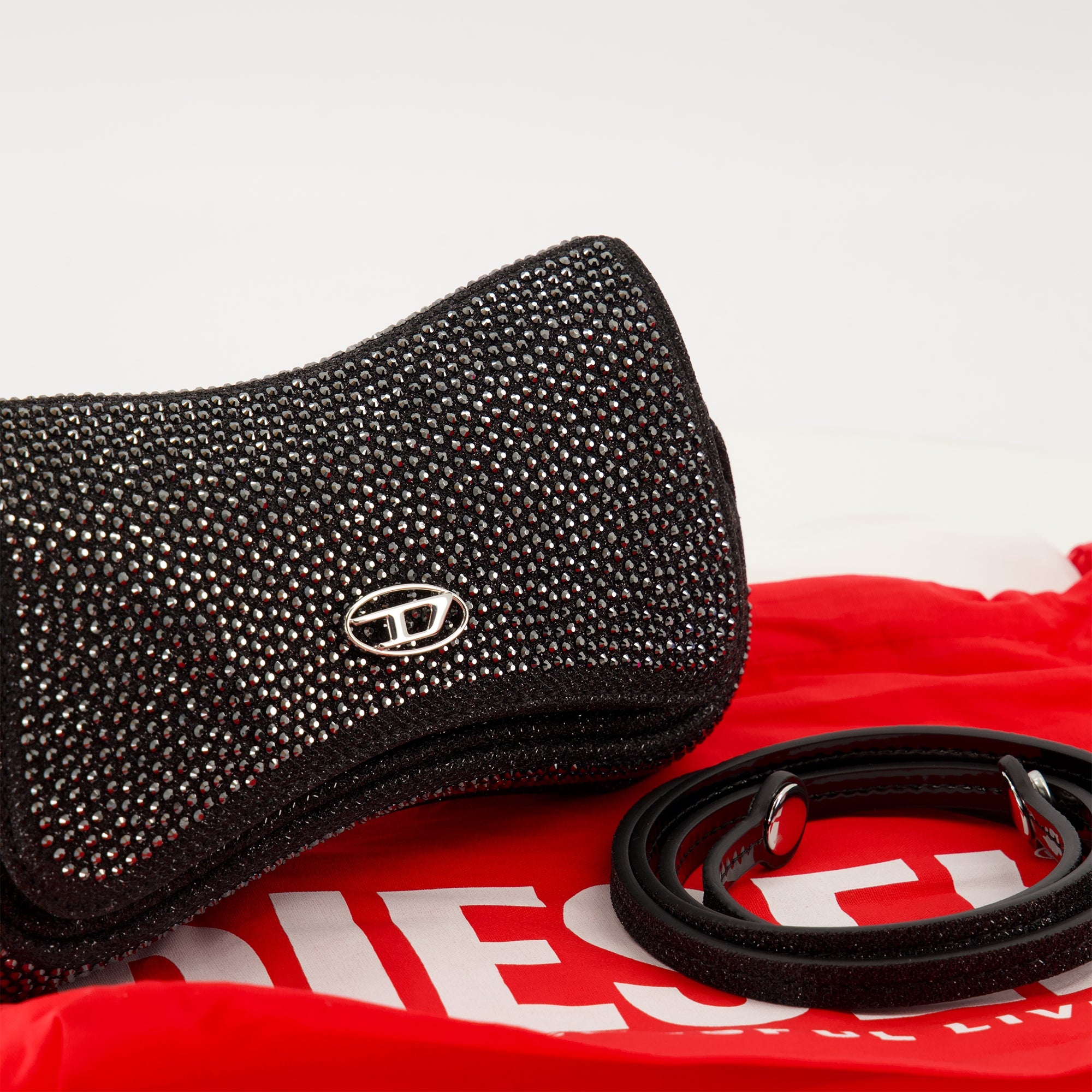 Image de l'article Sac Play petit à strass noir de la marque Diesel pour Femme - Saison Printemps-Été 2026 - Vue détaillée_2