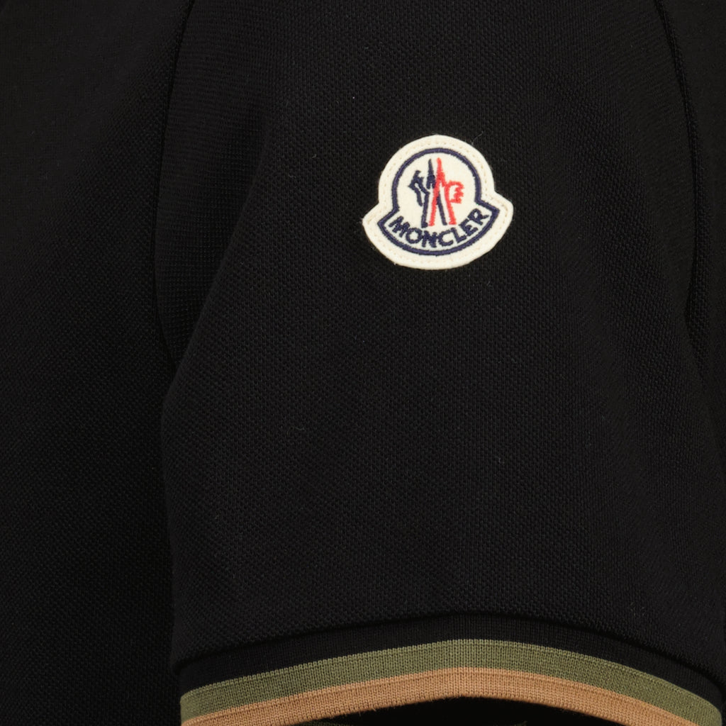 Image of the black double-collared polo shirt from the Moncler brand for men - Spring-Summer 2026 - Detailed View_2