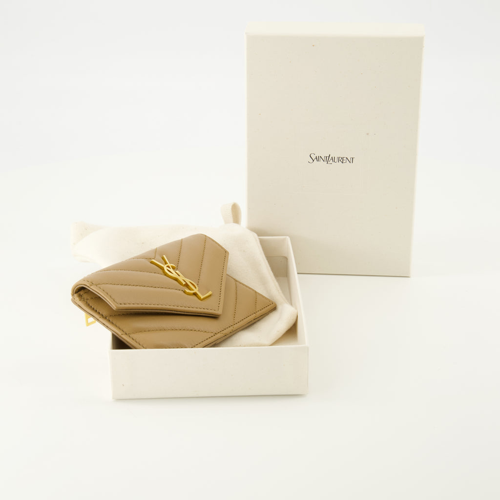 Image de l'article Porte-cartes Cassandre Fragments de la marque Saint Laurent pour Femme - Saison Automne-Hiver 2025 - Vue détaillée_3