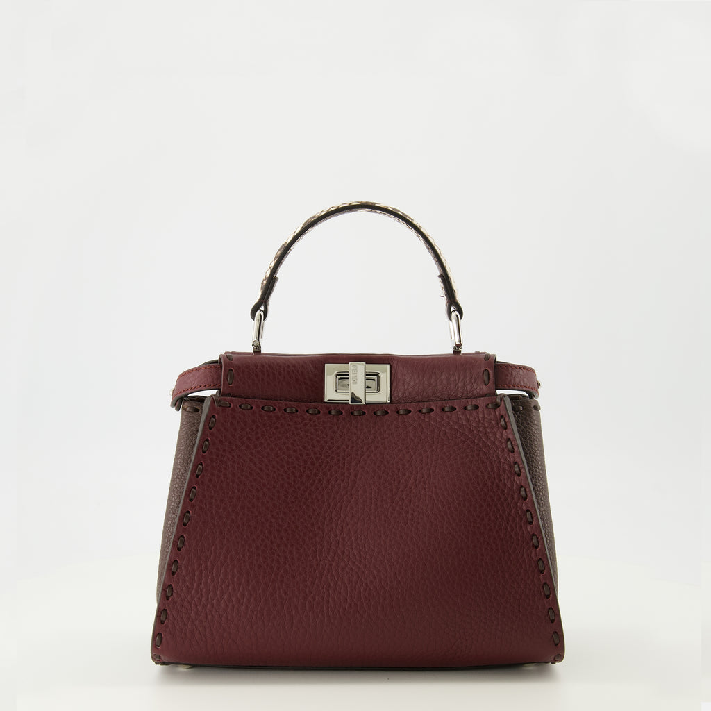 Image de l'article Mini Peekaboo bordeaux de la marque Fendi pour Femme - Saison Printemps-Été 2026 - Vue de Dos