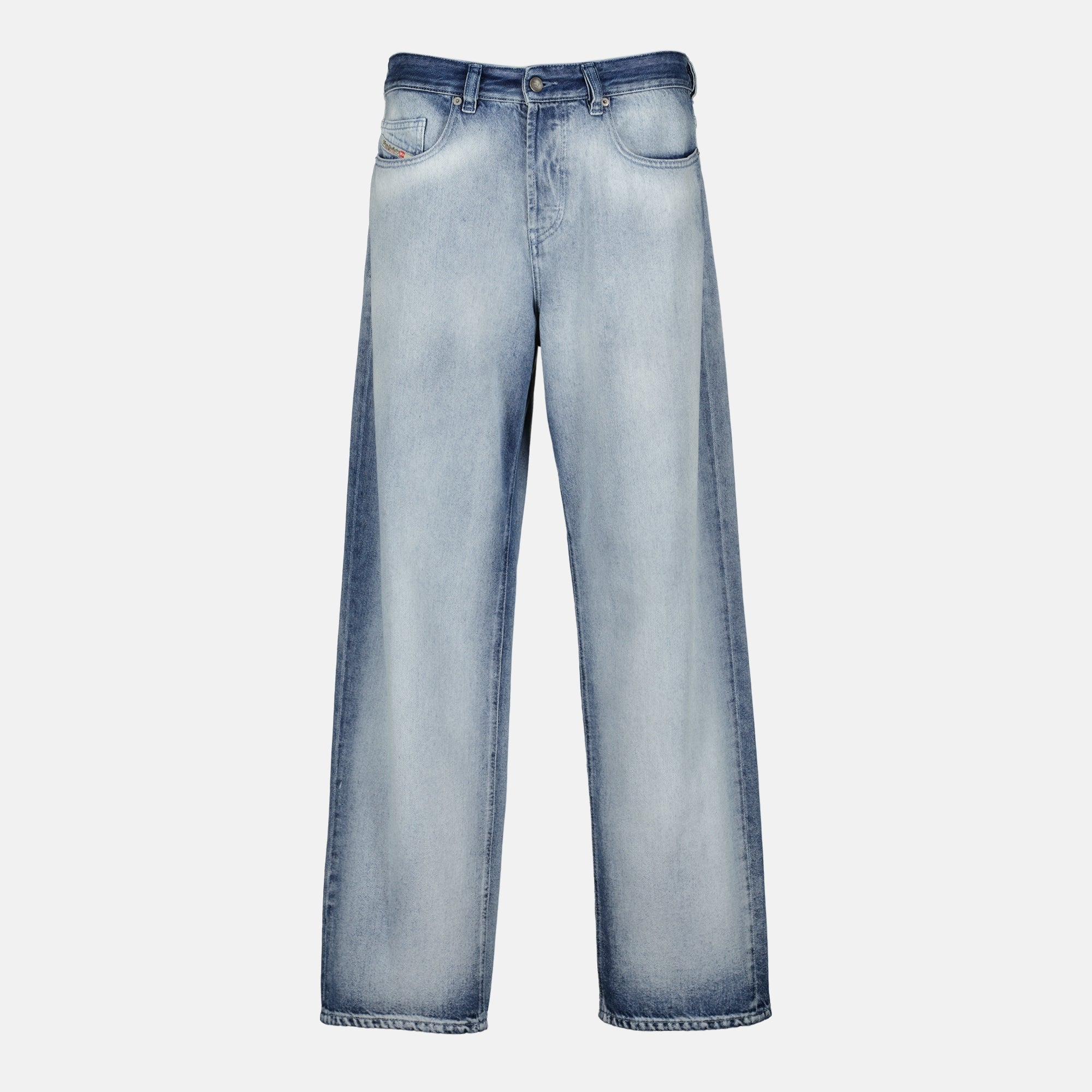 Image de l'article Jean D-Macro 2001 L32 effet délavé de la marque Diesel pour Homme - Saison Printemps-Été 2026 - Vue de Face