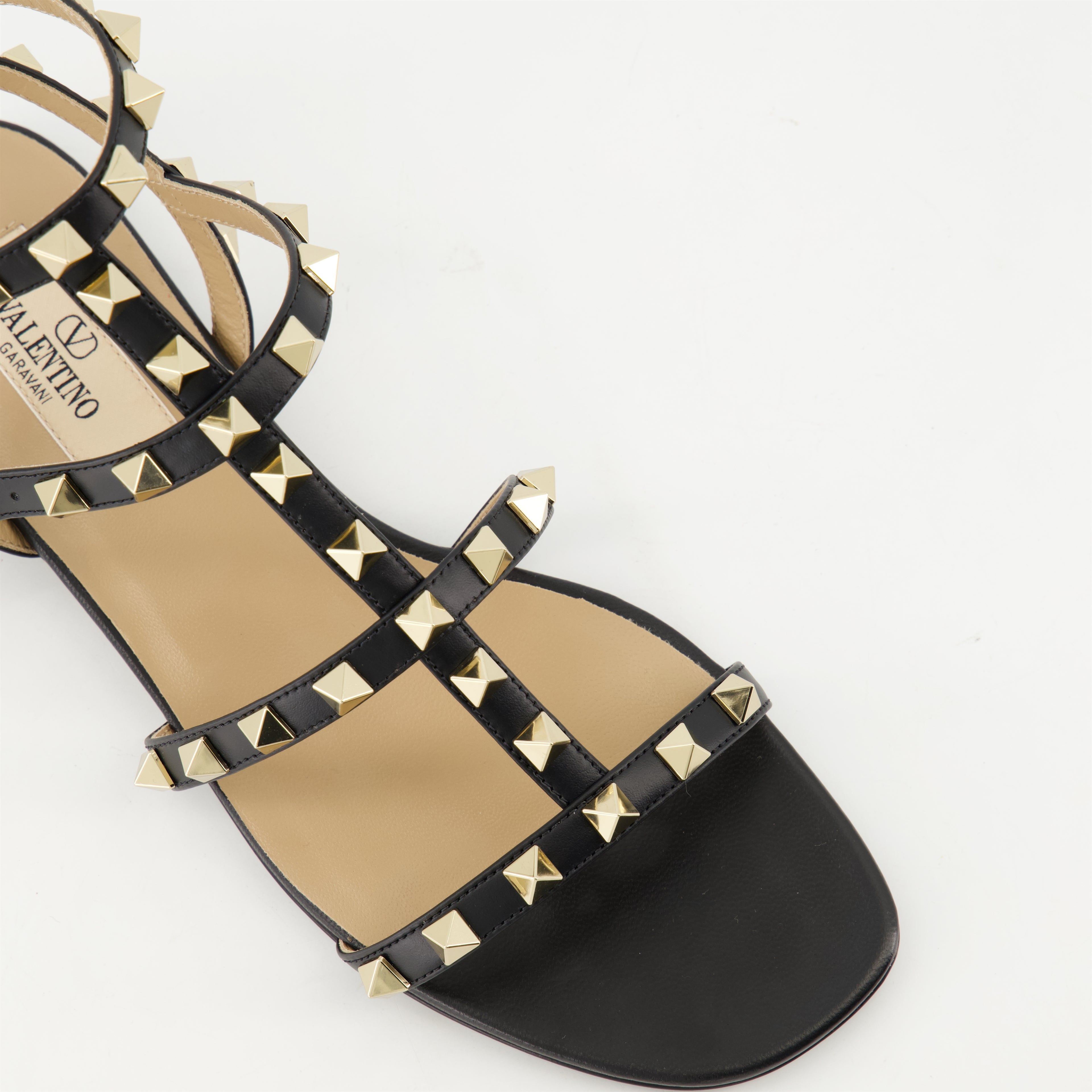 Chaussures ouvertes Sandales Rockstud Valentino Garavani Noir Femme