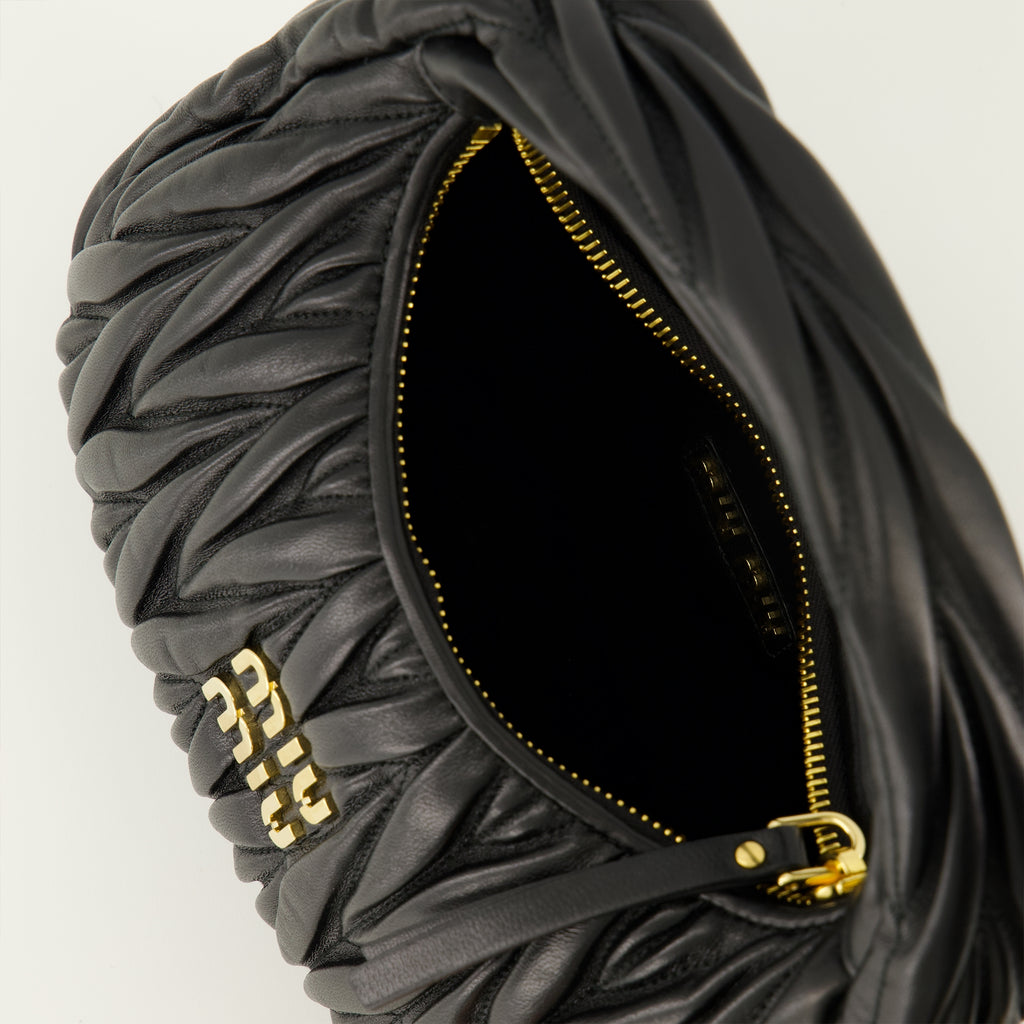 Bild der Miu Miu Damen Hobo Wander Tasche - Frühjahr-Sommer 2026 - Detaillierte Ansicht 3