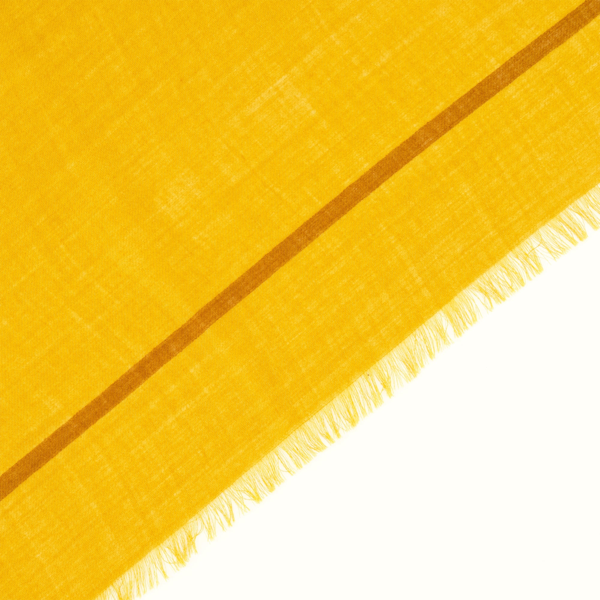 Écharpes, foulards et gants Carré de soie Cassandre en laine jaune Saint Laurent Jaune Femme