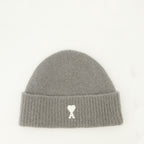 Image of the Ami de coeur beanie from the brand Ami PARIS for Unisex - Autumn-Winter 2025 - Front View