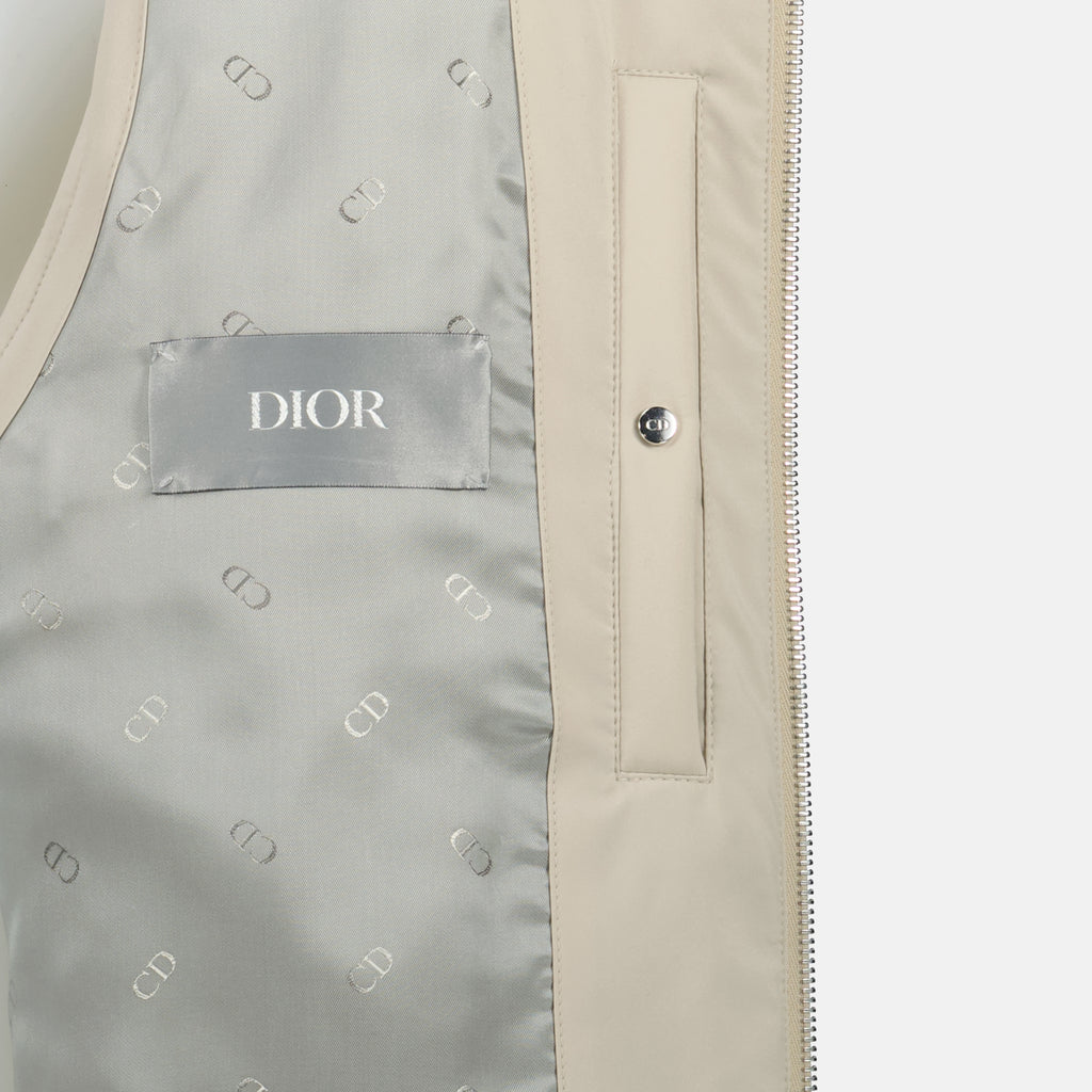 Immagine della giacca senza maniche CD Icon beige del marchio Dior per Uomo - Stagione Primavera-Estate 2026 - Vista dettagliata_2