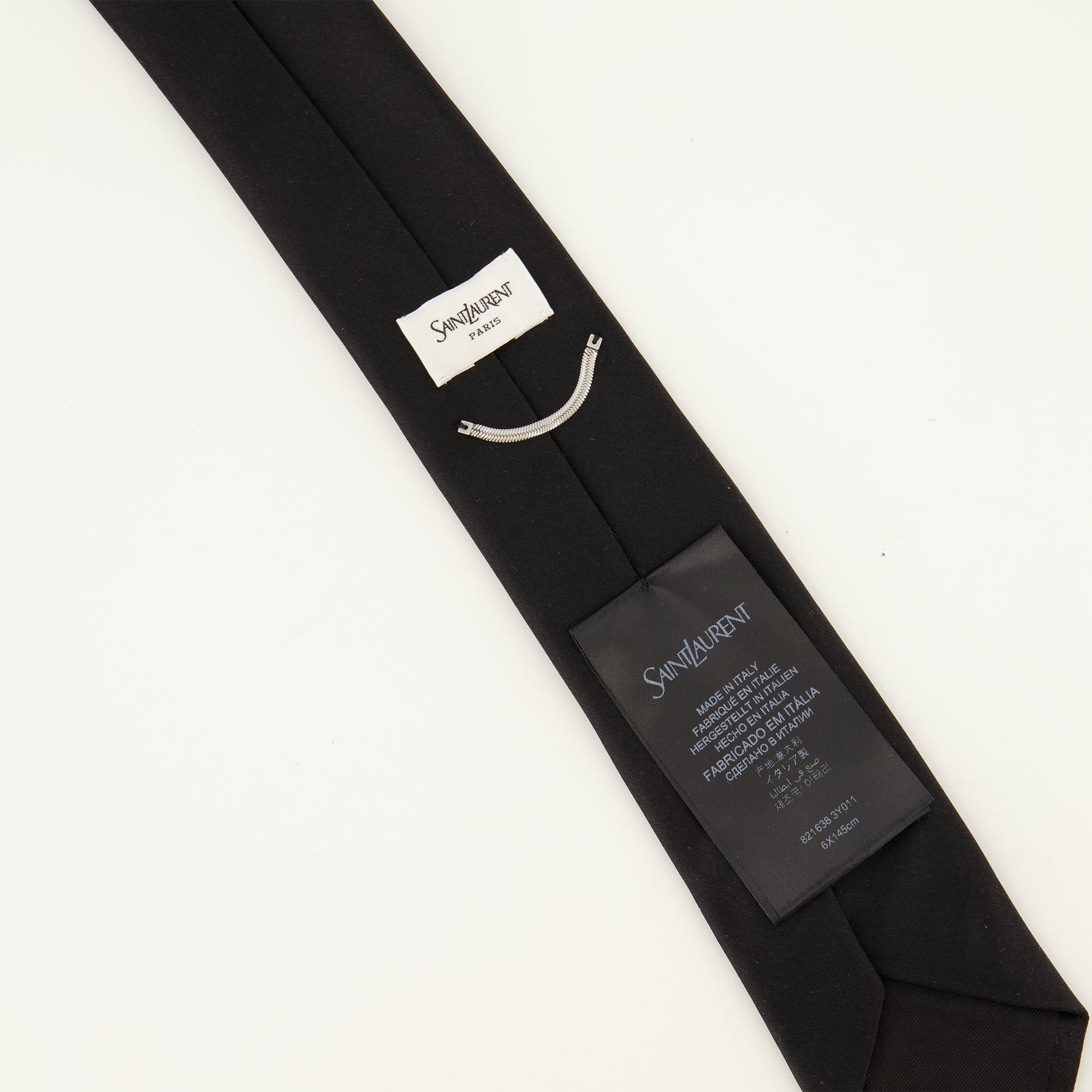 Écharpes, foulards et gants ブラックシルクサテンタイ Saint Laurent Noir Homme