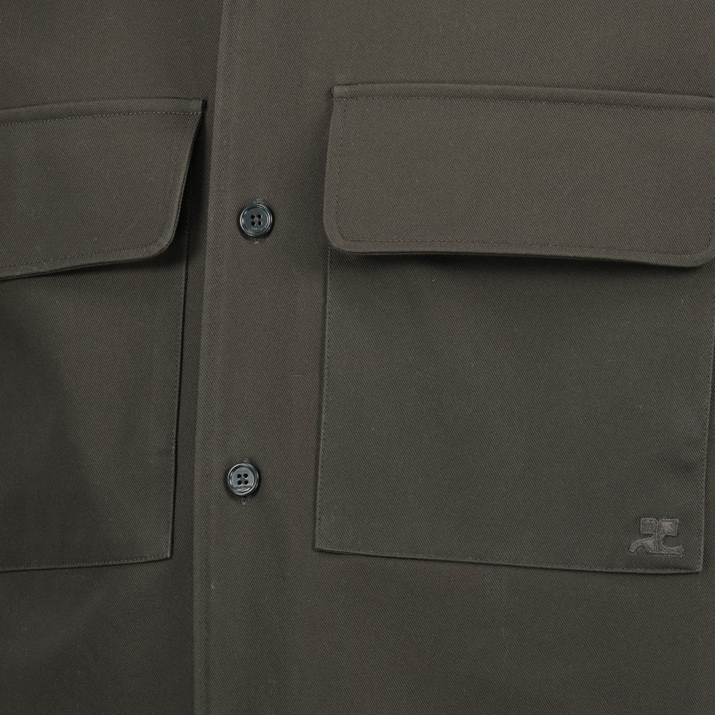 Immagine della camicia skater grigia del marchio Courrèges per uomo - Stagione Primavera-Estate 2026 - Vista Dettagliata_1