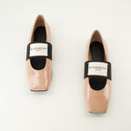 Imagen de las Ballerinas Sliced Square de Givenchy para Mujer - Temporada Otoño-Invierno 2025 - Vista de cima do par